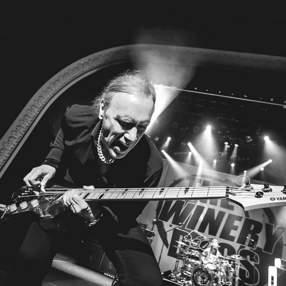 MusikHolics - Billy Sheehan's interview